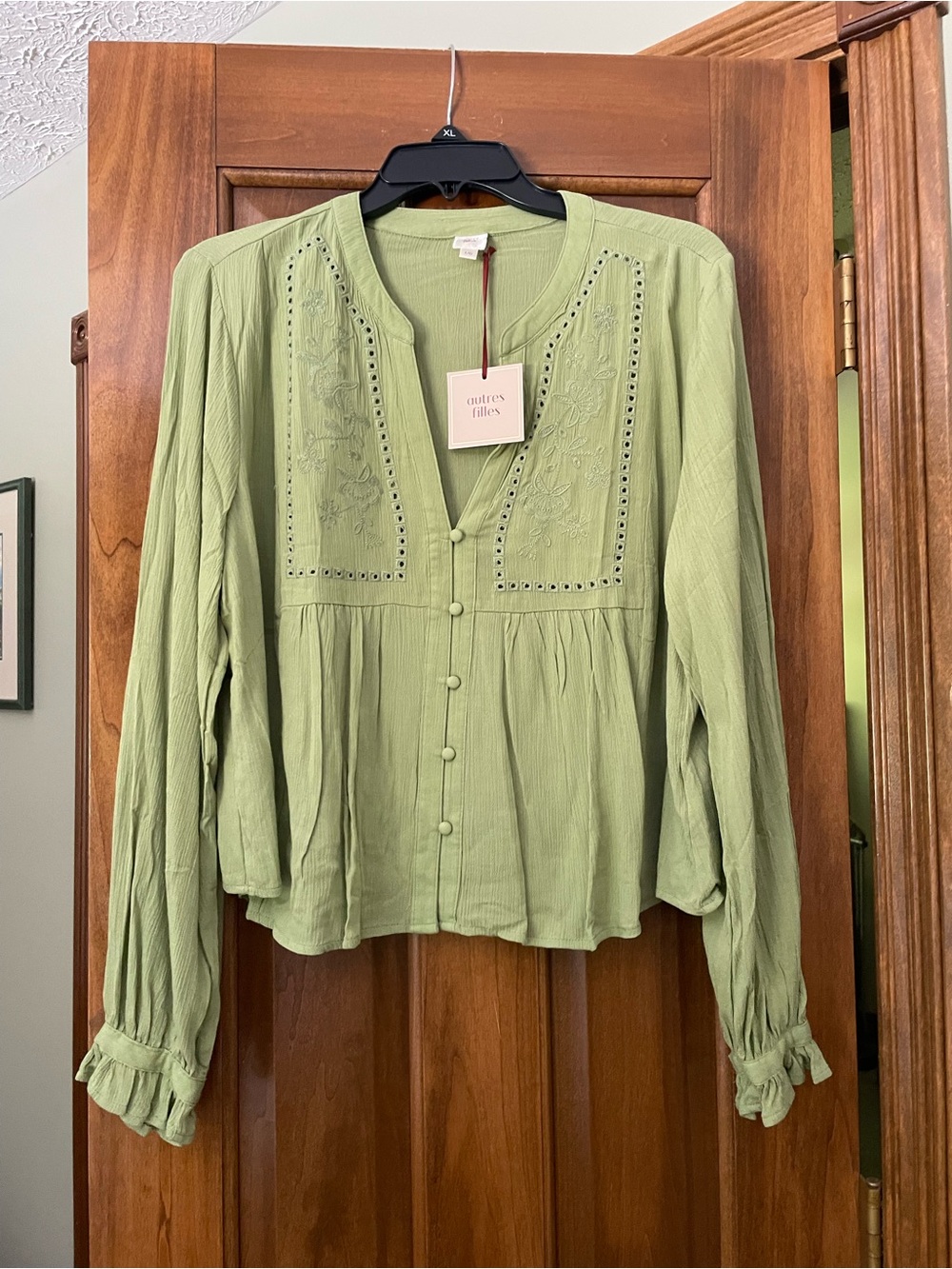 Outre Filles Olive Green Embroidered Button-Front Blouse